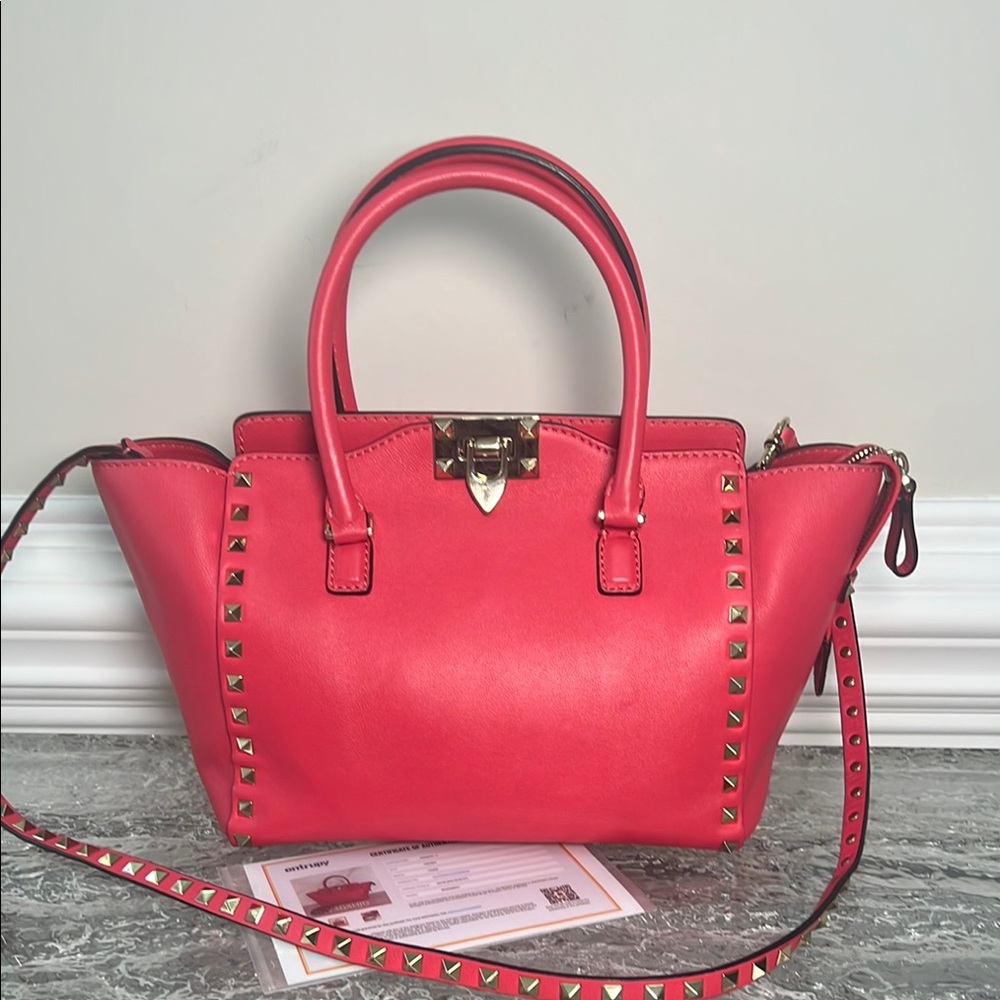 Valentino Garavani Rockstud Medium Crossbody Bag